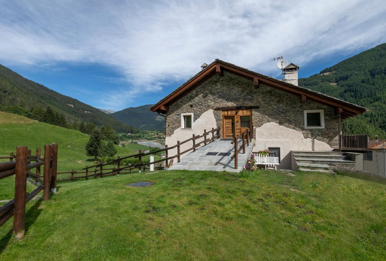 Maison Marcoz - Appartamenti Vacanze Etroubles Buitenkant foto